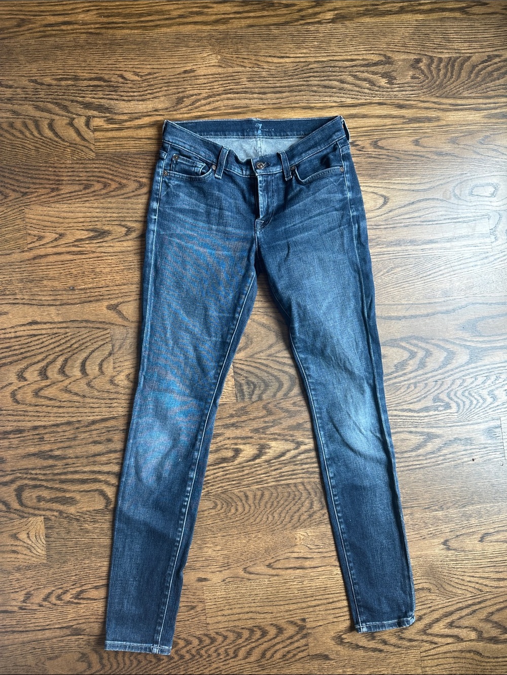 7 For All Mankind Skinny Jeans in Dark Blue Wash